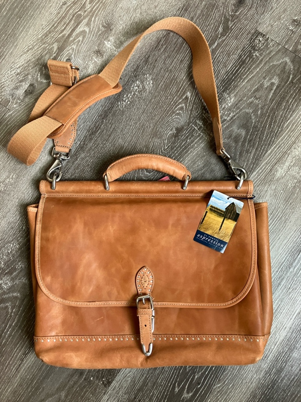 El Portal vintage Classic Tan Leather Messenger Bag